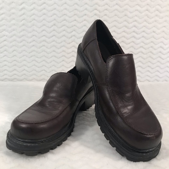 dockers slip on shoes womens